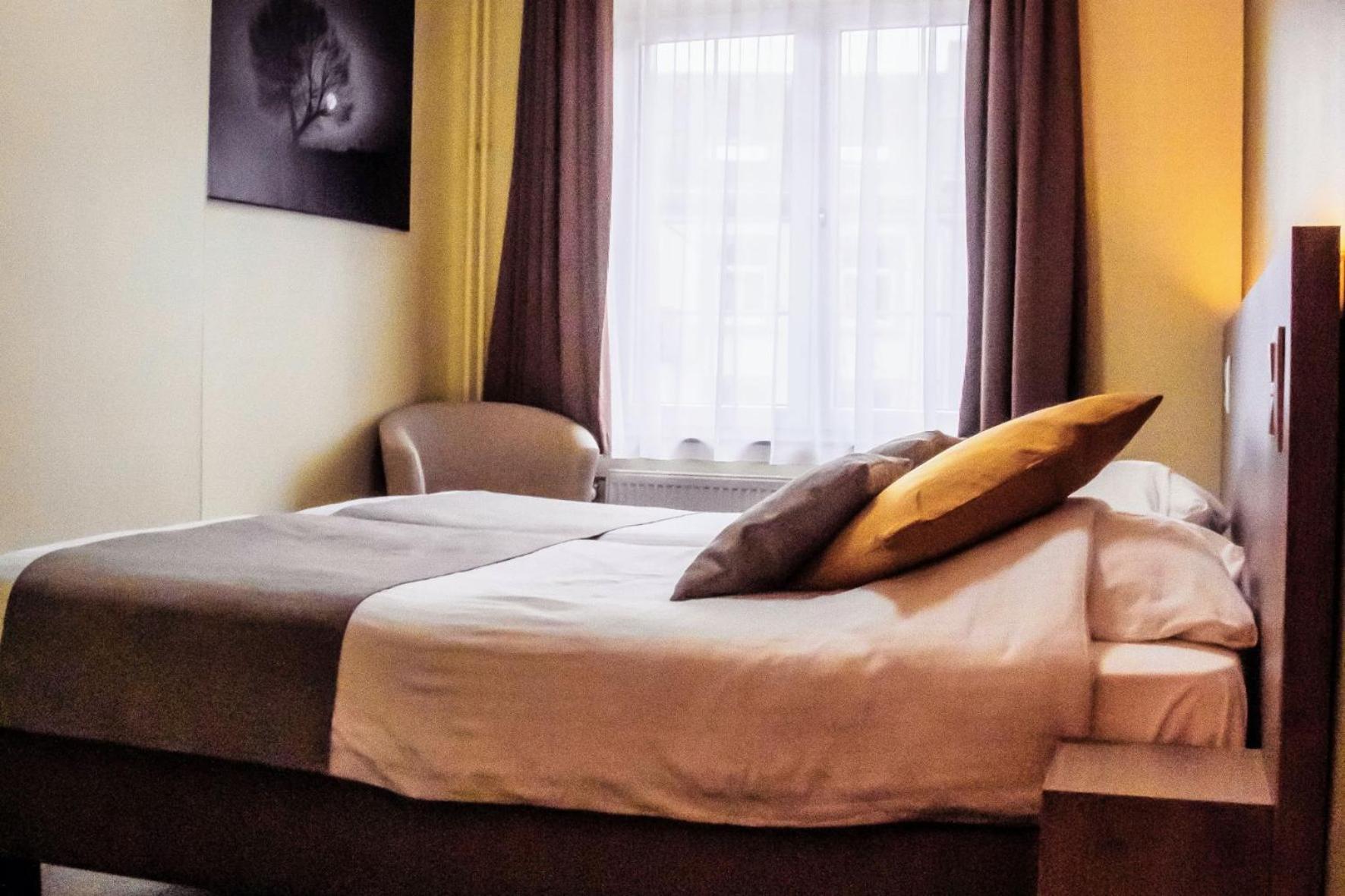 Hotel Des Postes Houffalize Room photo